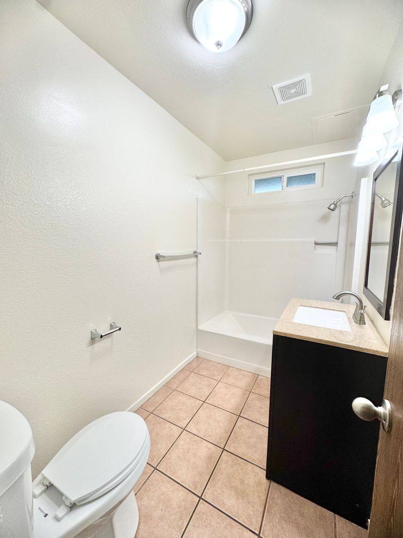 Apartment for rent at 1125 W Sacramento Ave, Chico, CA 95926
