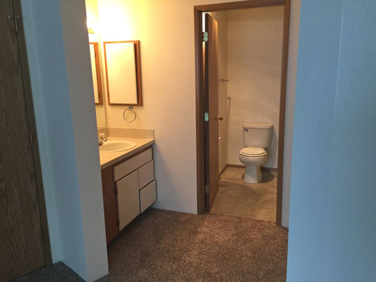 Apartment for rent at 1416 N McDonald Ave, Spokane, WA 99216