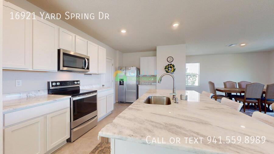 House for rent at 16921 Yard Spring Dr, Bradenton, FL 34211