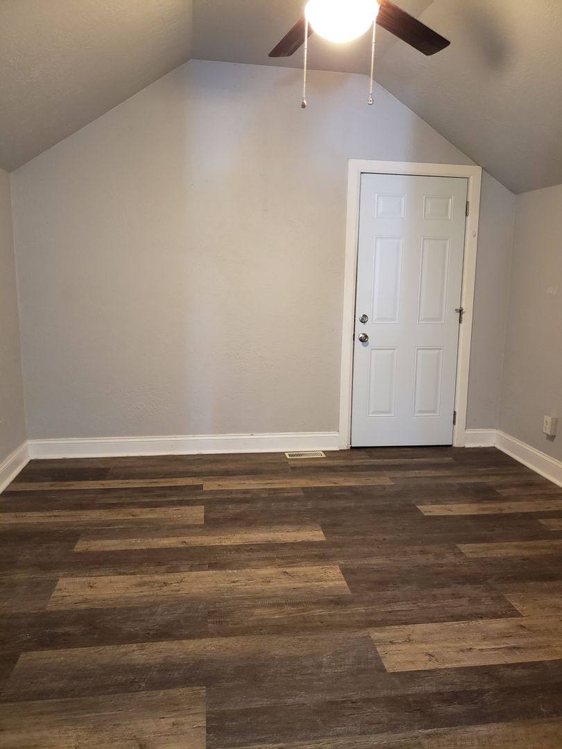 Apartment for rent at 2671 Brodhead Rd, Aliquippa, PA 15001