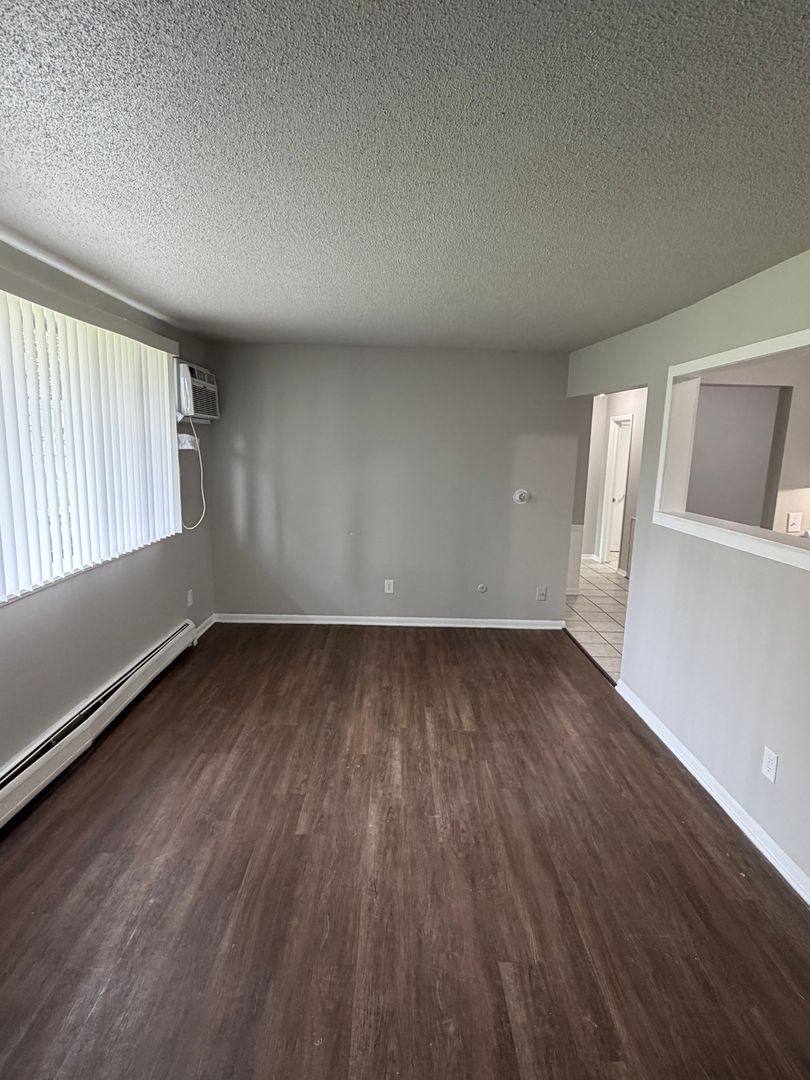 Apartment for rent at 707 E Mount Hope, Lansing, MI 48910