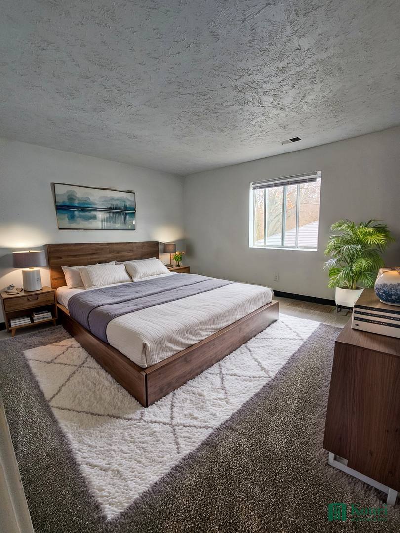 Apartment for rent at 1106 Marshal Ave, Council Bluffs, IA 51503