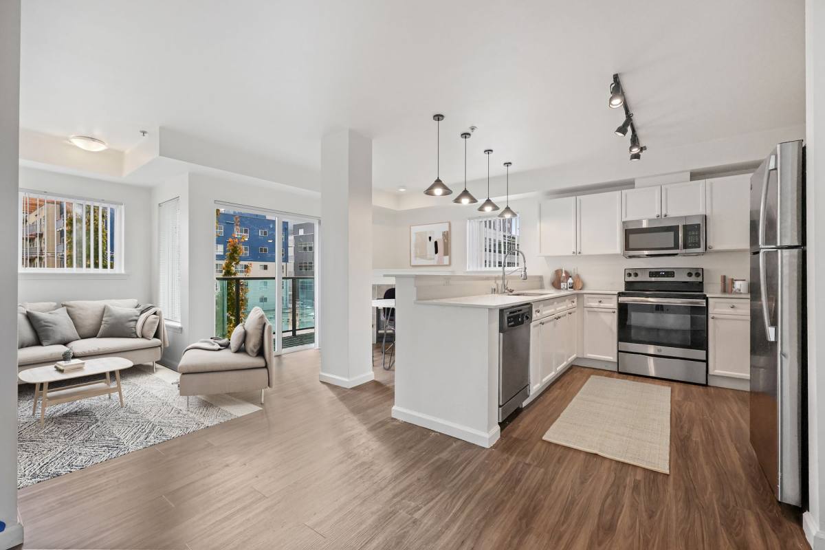 Apartment for rent at 1200 Mercer St, Seattle, WA 98109