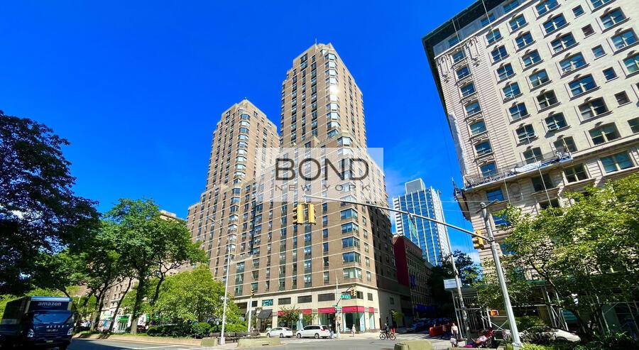 Apartment for rent at 247 W 87th St E, New York, NY 10024