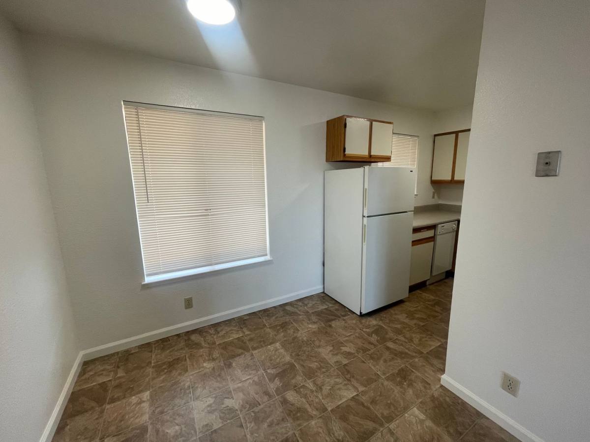 Apartment for rent at 921 Fletcher Lane, Hayward, CA 94544
