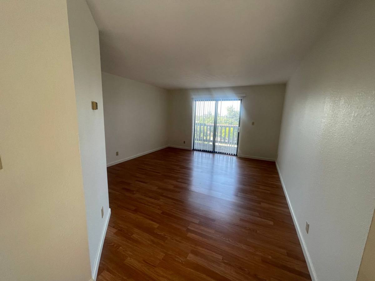 Apartment for rent at 921 Fletcher Lane, Hayward, CA 94544