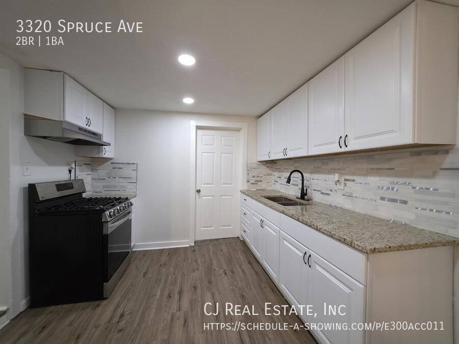 House for rent at 3320 Spruce Ave, Kansas City, MO 64128