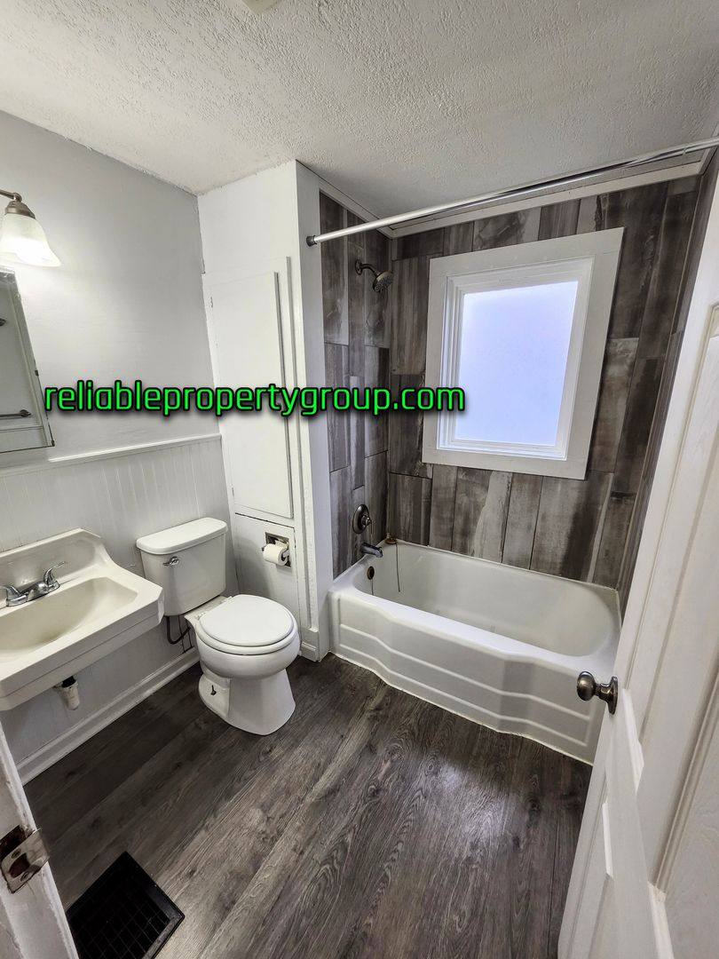 House for rent at 1838 Kentucky Ave, Fort Wayne, IN 46805
