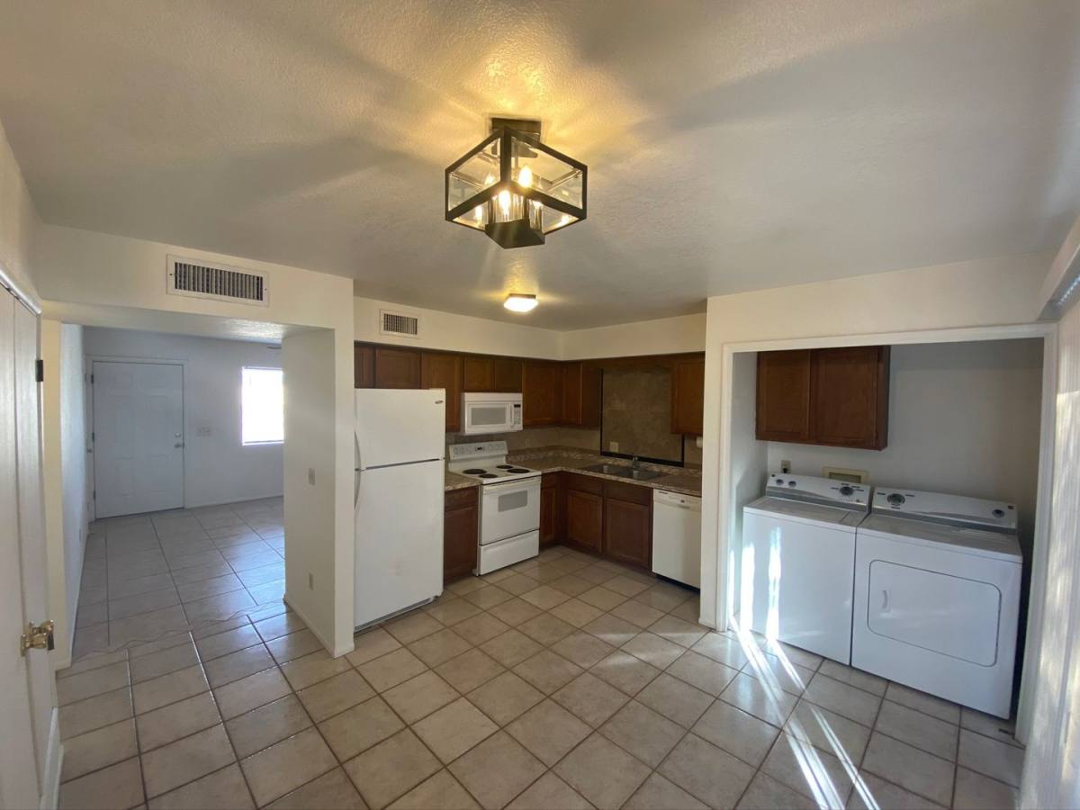 House for rent at 5758 E 24th St, Tucson, AZ 85711