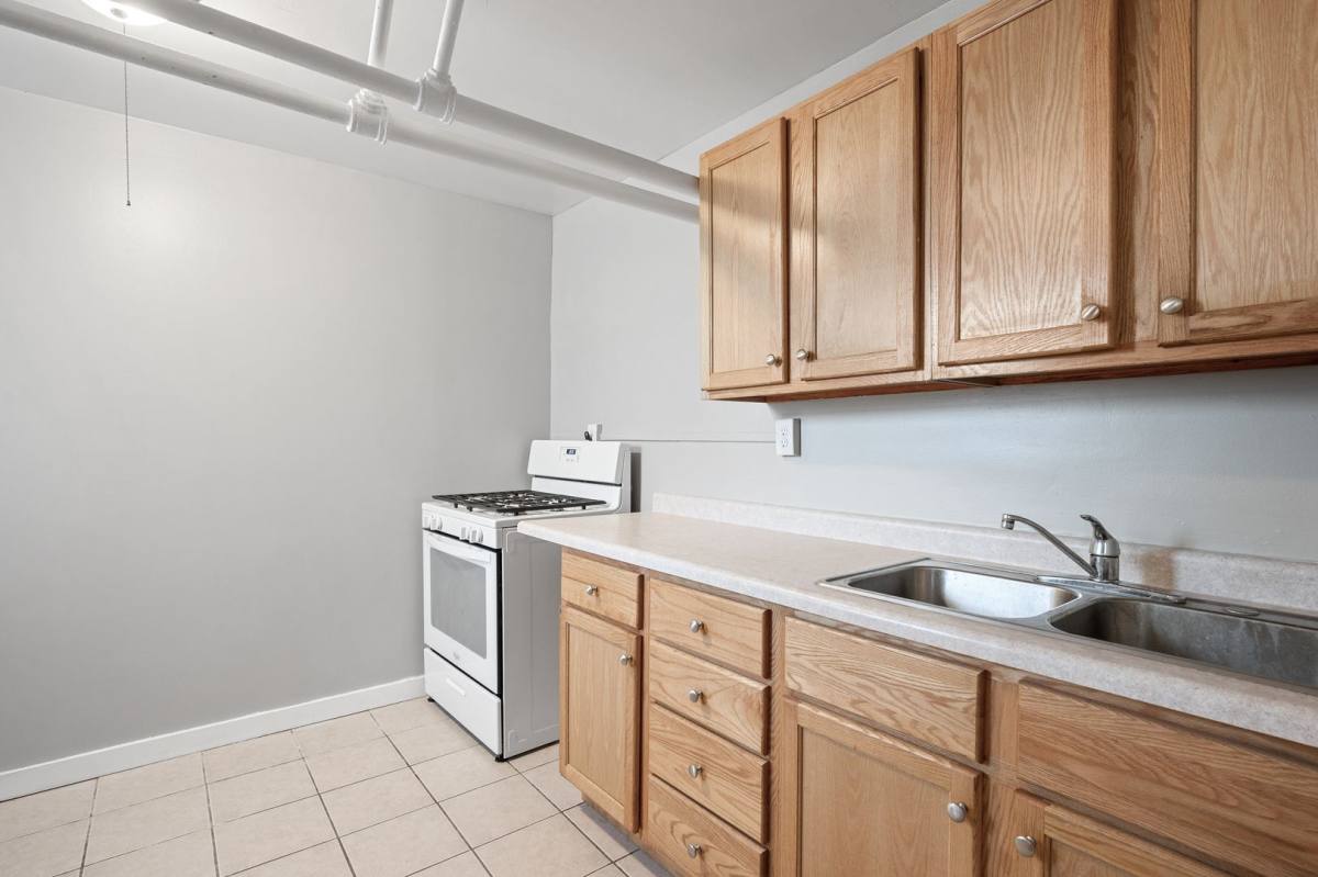 Apartment for rent at 2735 Humboldt Ave S, Minneapolis, MN 55408