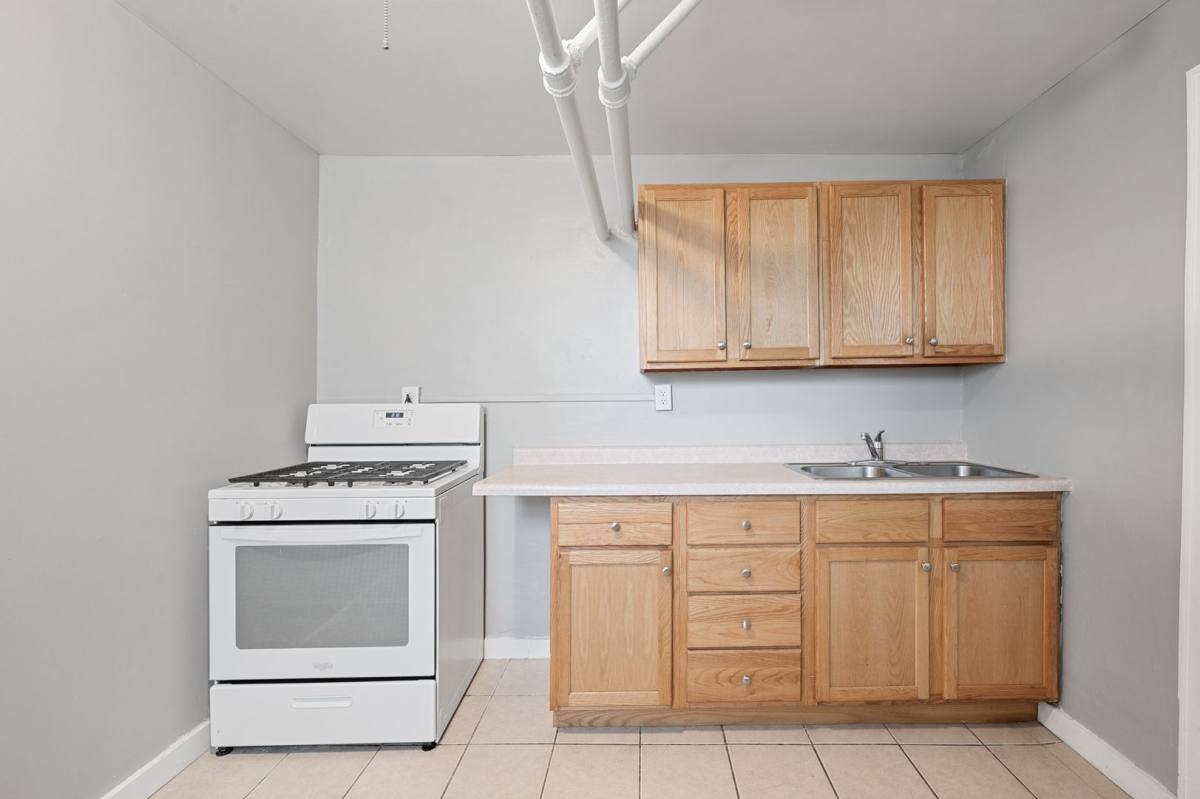 Apartment for rent at 2735 Humboldt Ave S, Minneapolis, MN 55408