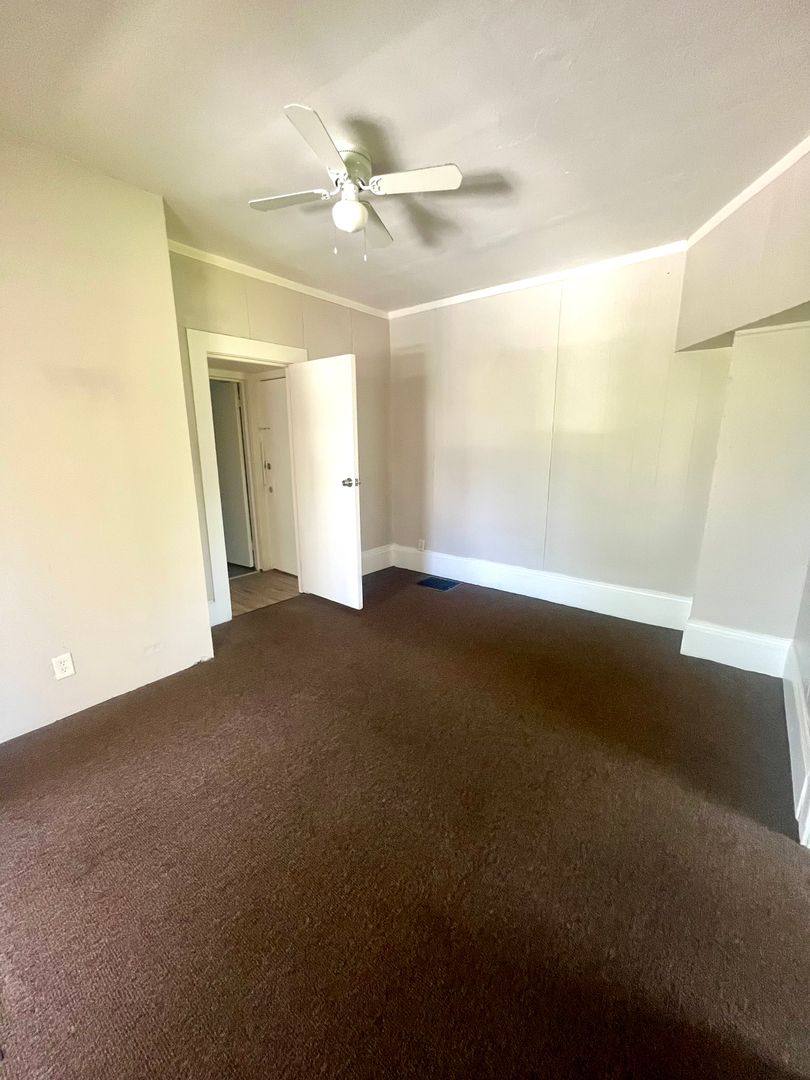 Apartment for rent at 808 7th St NW, Canton, OH 44703