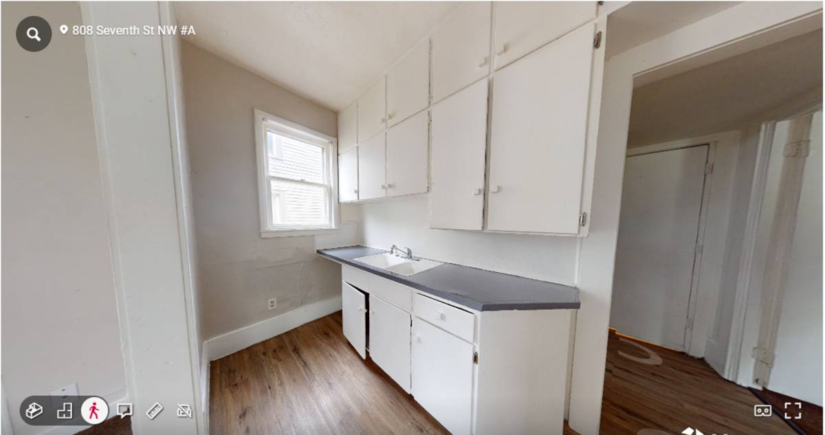 Apartment for rent at 808 7th St NW, Canton, OH 44703