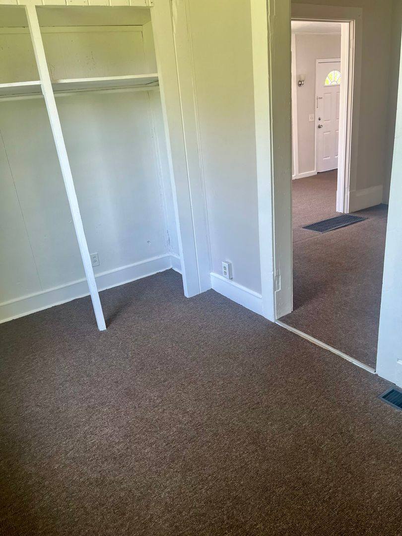 Apartment for rent at 808 7th St NW, Canton, OH 44703