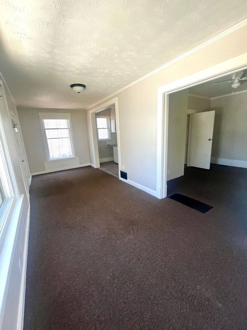 Apartment for rent at 808 7th St NW, Canton, OH 44703