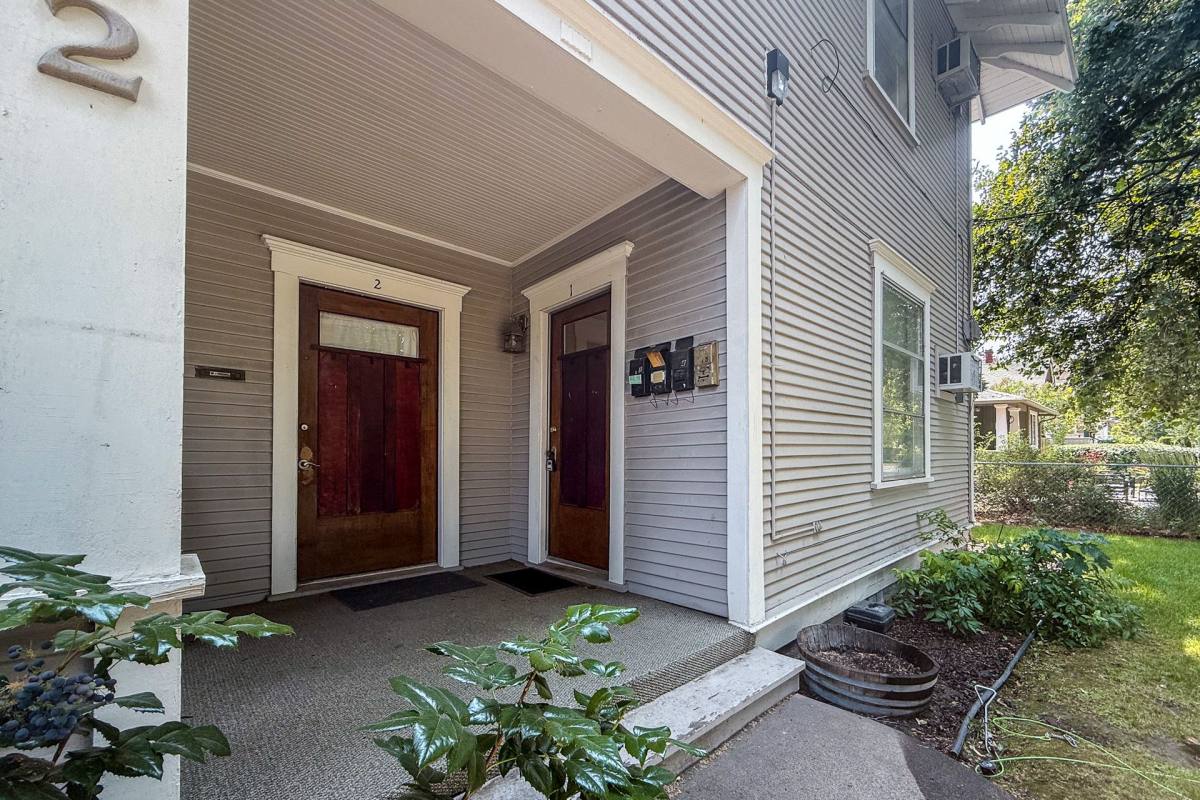 Apartment for rent at 522 E Sumach St, Walla Walla, WA 99362