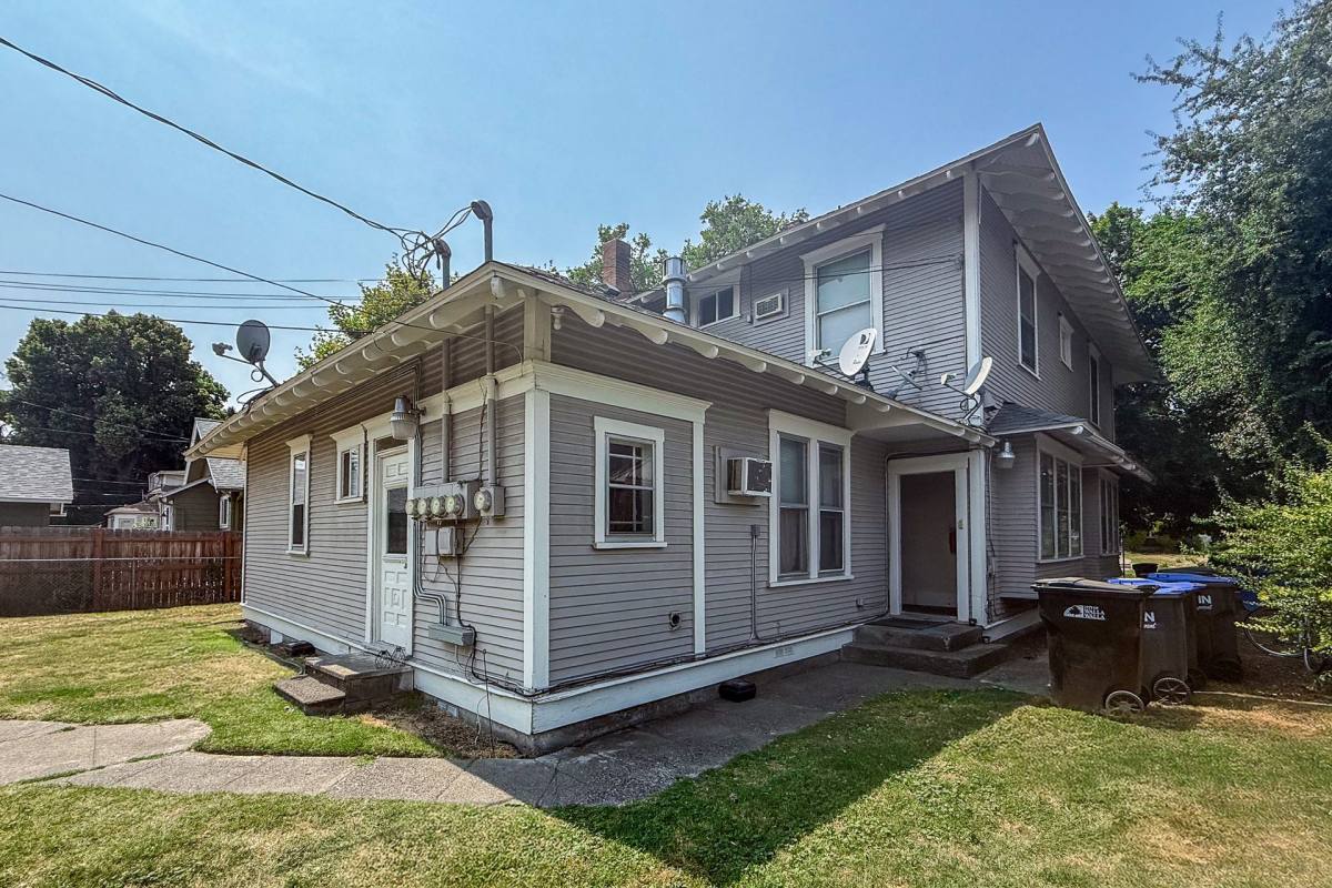 Apartment for rent at 522 E Sumach St, Walla Walla, WA 99362