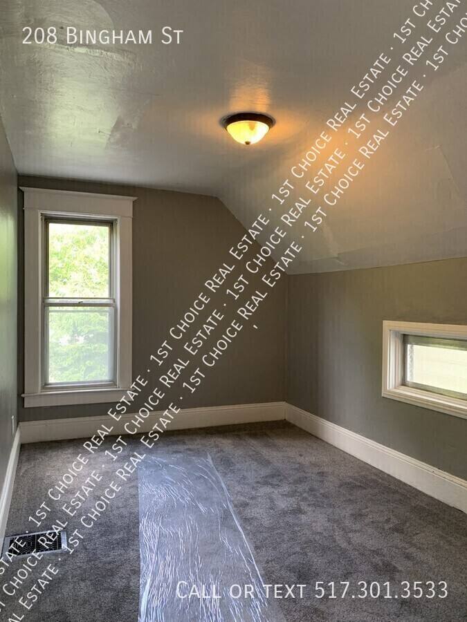 House for rent at 208 Bingham St, Lansing, MI 48912