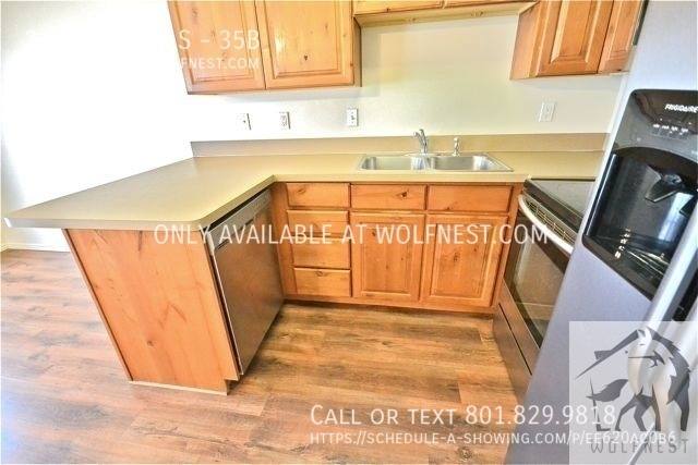 Townhouse for rent at 2852 W 3975 S #35B, Ogden, UT 84401