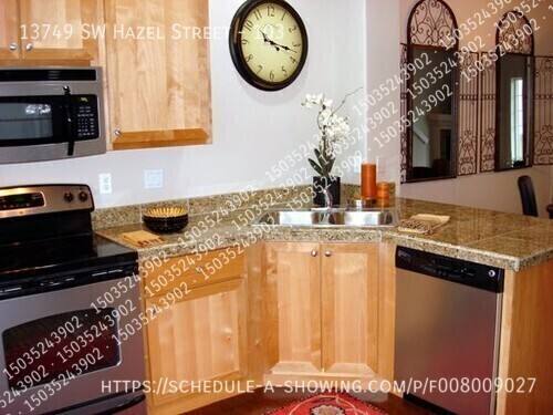 Townhouse for rent at 13749 SW Hazel St #103, Beaverton, OR 97005