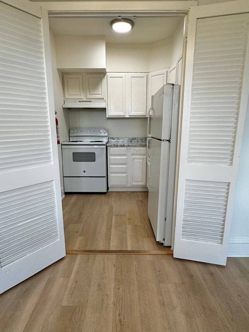 Apartment for rent at 260 N Wycombe Ave, Lansdowne, PA 19050