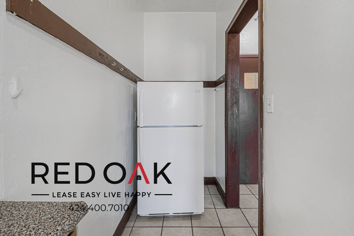 Condo for rent at 2700 San Marino St #407, Los Angeles, CA 90006