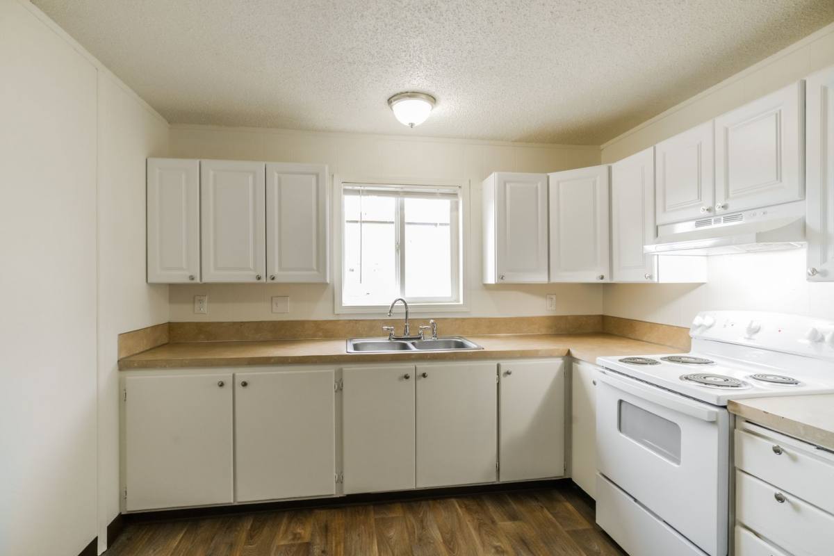 Apartment for rent at 2540 Hyacinth St NE, Salem, OR 97301