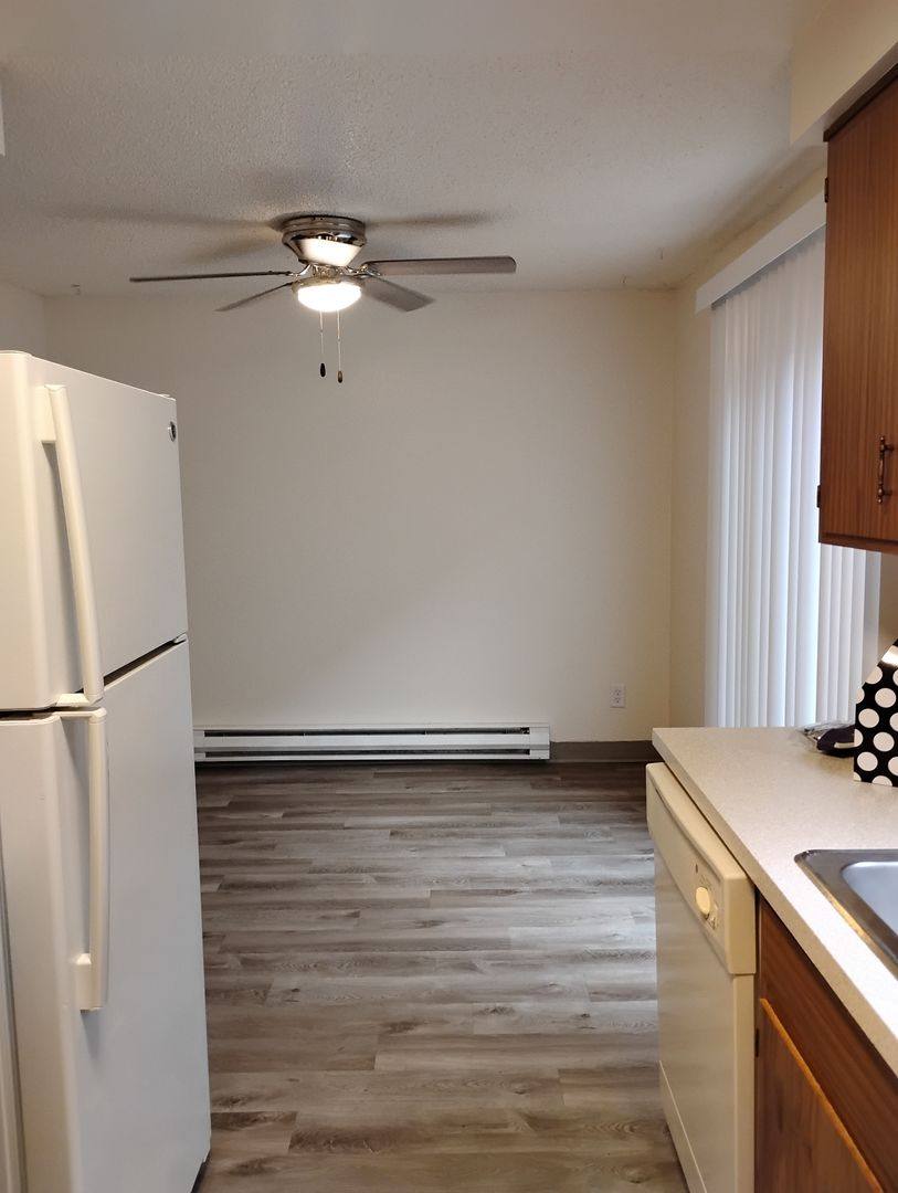 Apartment for rent at 597 Rose Park Lane, NE, Salem, OR 97303