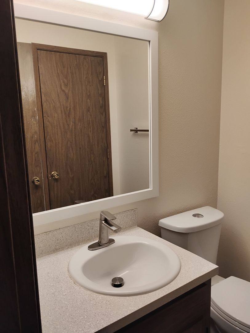 Apartment for rent at 597 Rose Park Lane, NE, Salem, OR 97303
