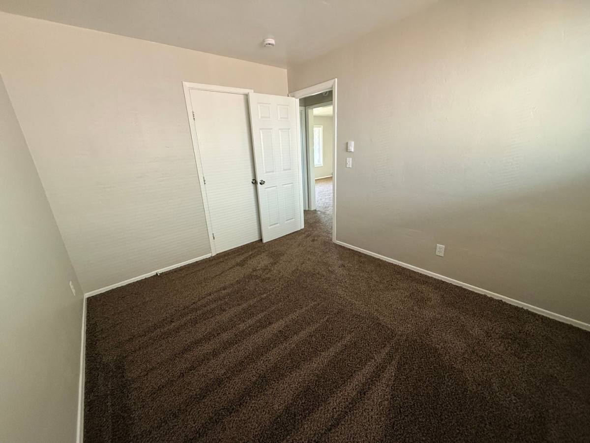 Apartment for rent at 1031 & 1037 Ring St NE, Salem, OR 97303