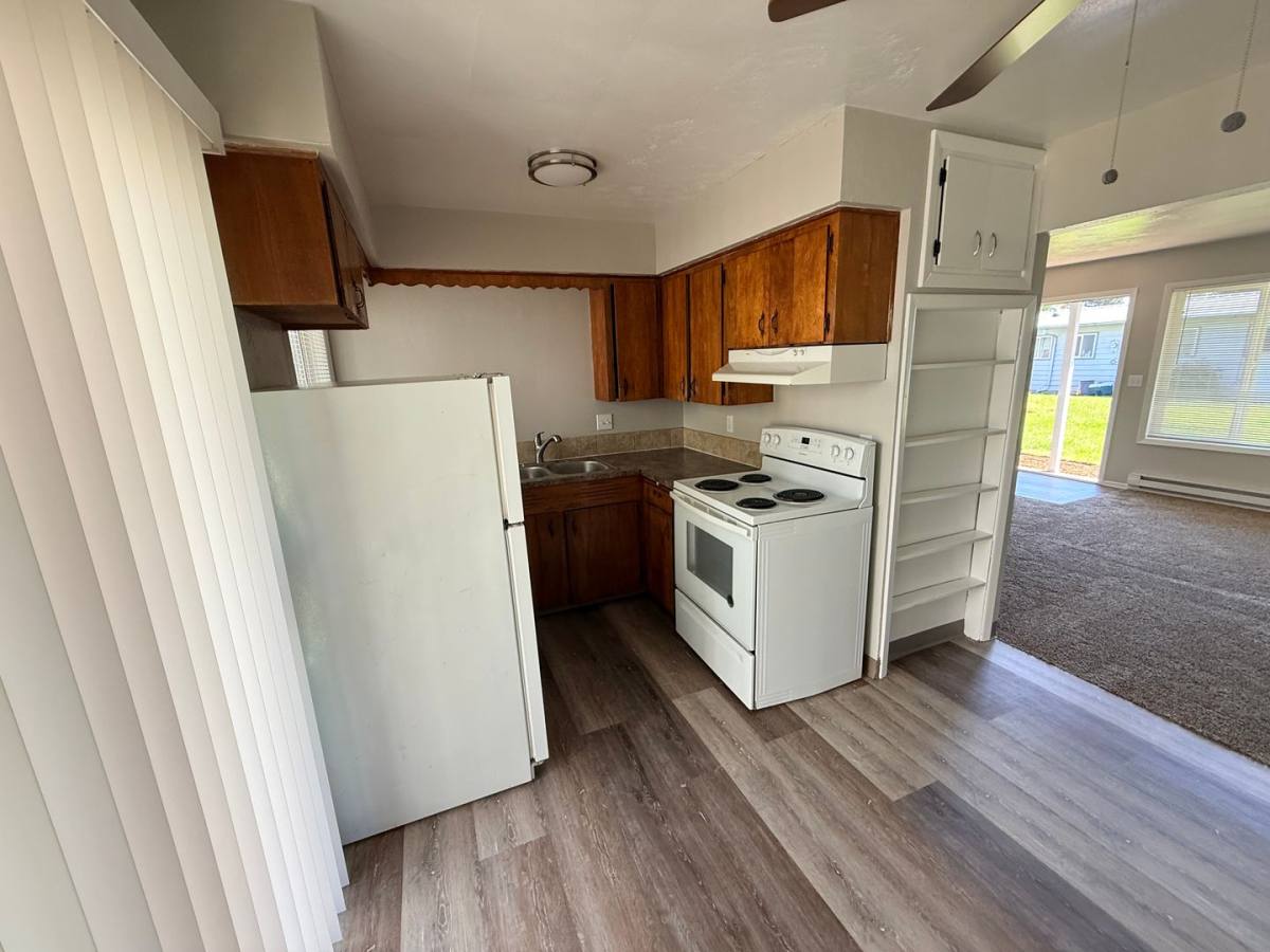 Apartment for rent at 1031 & 1037 Ring St NE, Salem, OR 97303