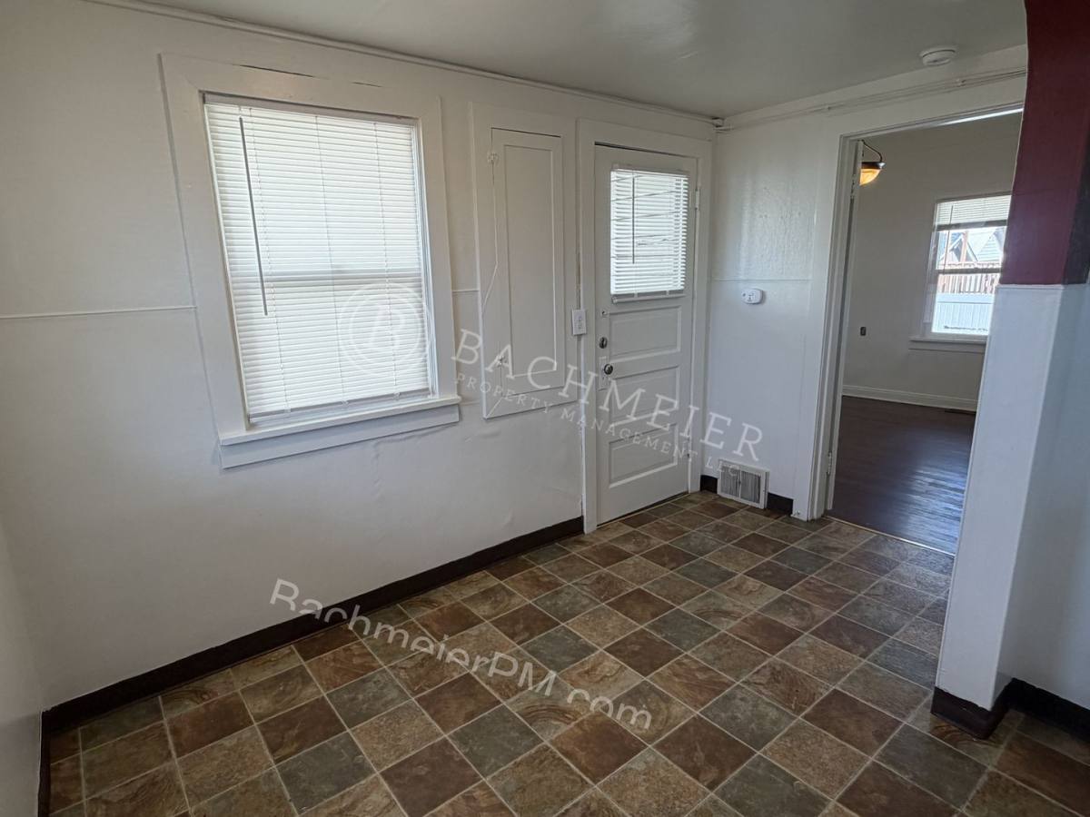 Apartment for rent at 119 SE 9th Dr, Pendleton, OR 97801
