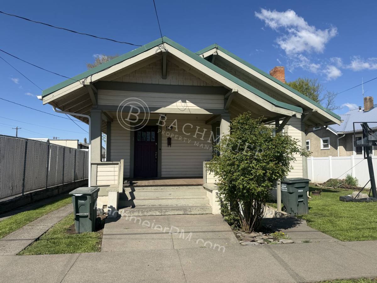 Apartment for rent at 119 SE 9th Dr, Pendleton, OR 97801
