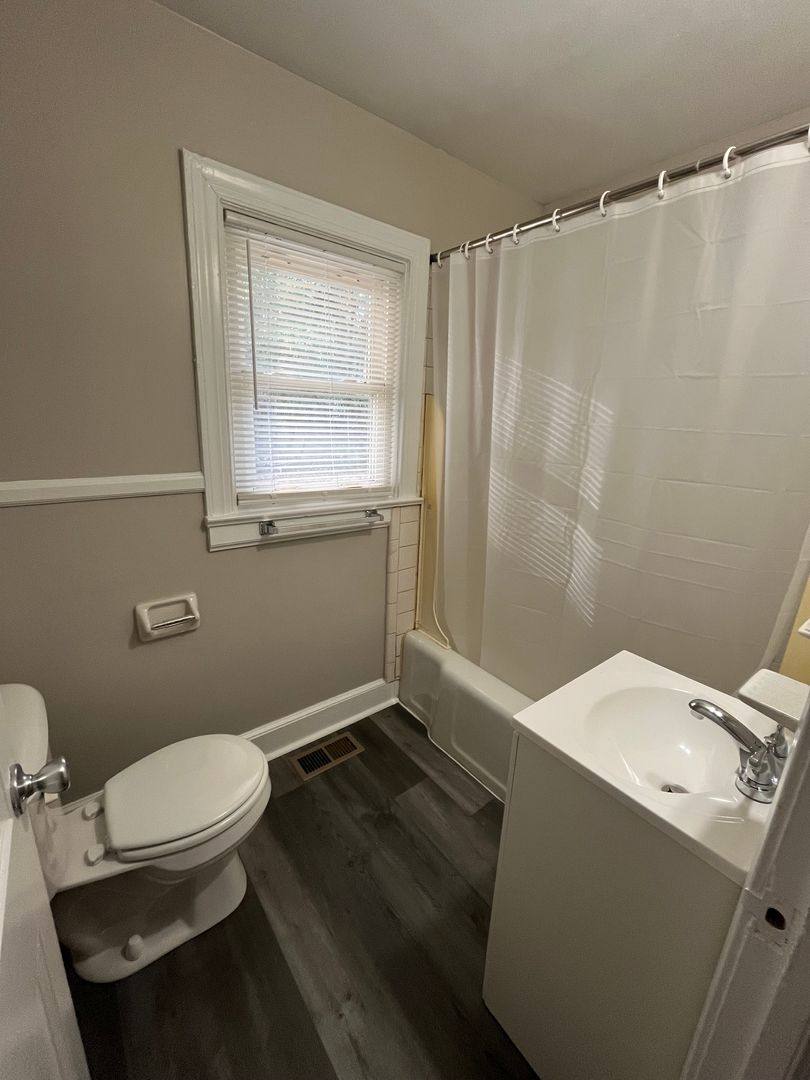 Apartment for rent at 3515 N Roxboro St, Durham, NC 27704