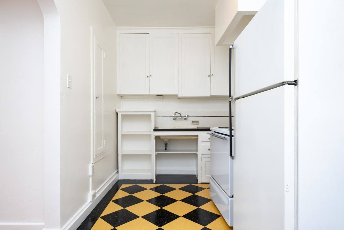 Apartment for rent at 3046 NE Holladay, Portland, OR 97232