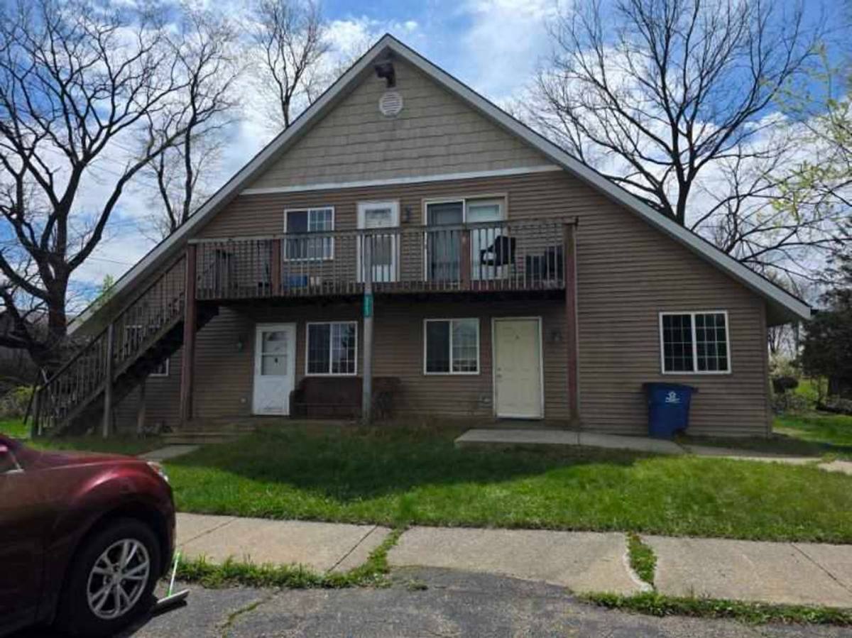 Apartment for rent at 6063 Briarcliff Path, Kalamazoo, MI 49009