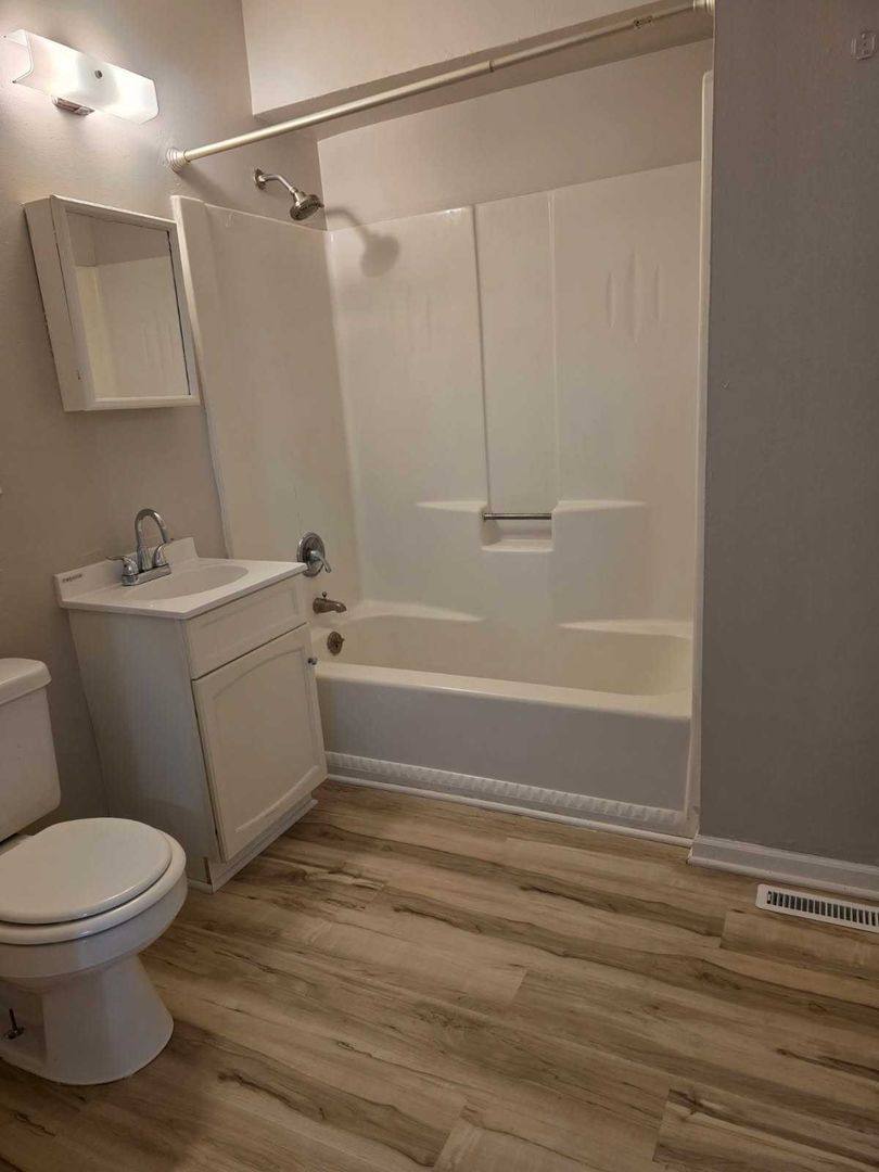 Apartment for rent at 6063 Briarcliff Path, Kalamazoo, MI 49009