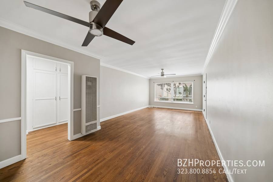 Apartment for rent at 3646 Carmona Ave #1, Los Angeles, CA 90016