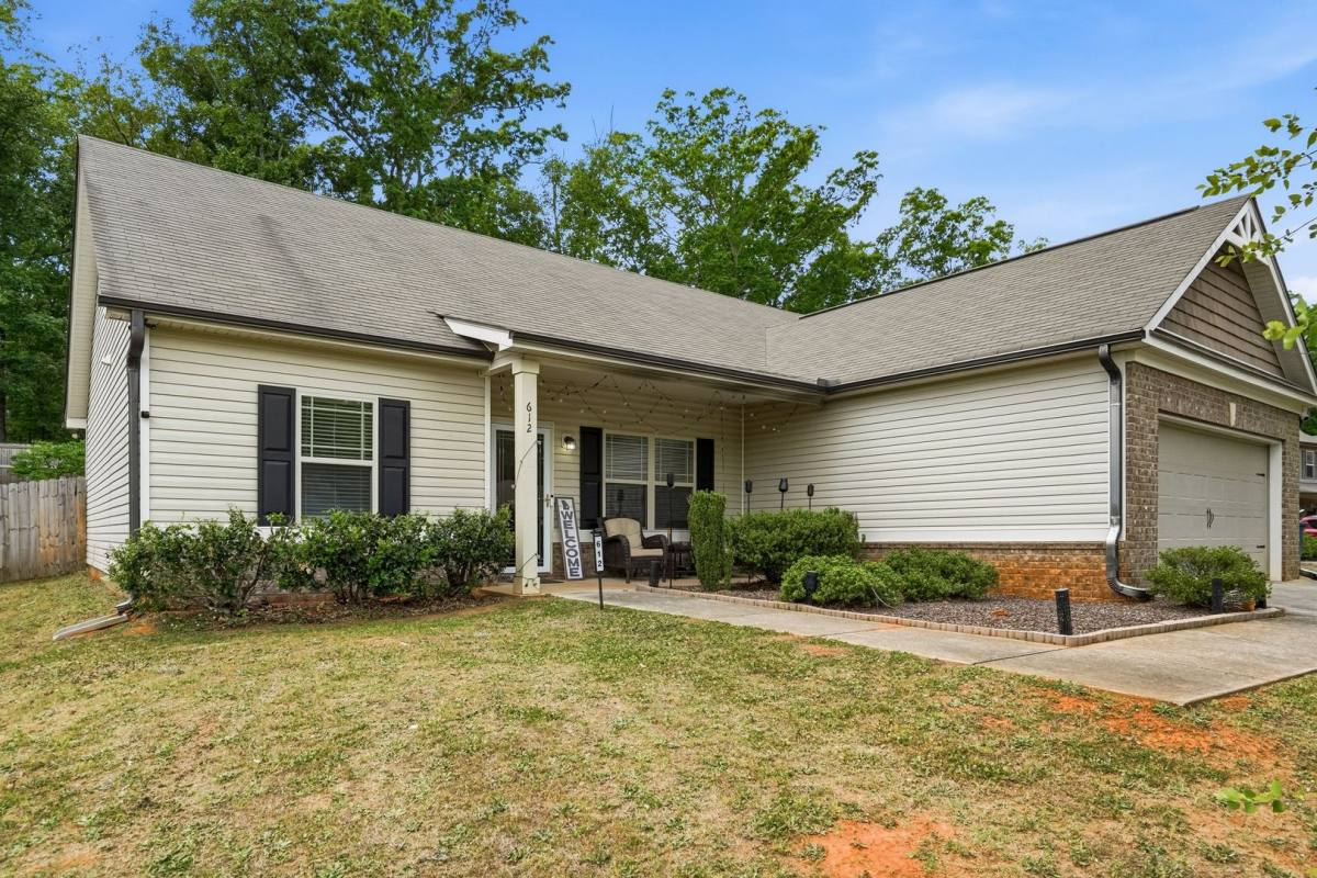 House for rent at 612 Stevens Place, McDonough, GA 30252