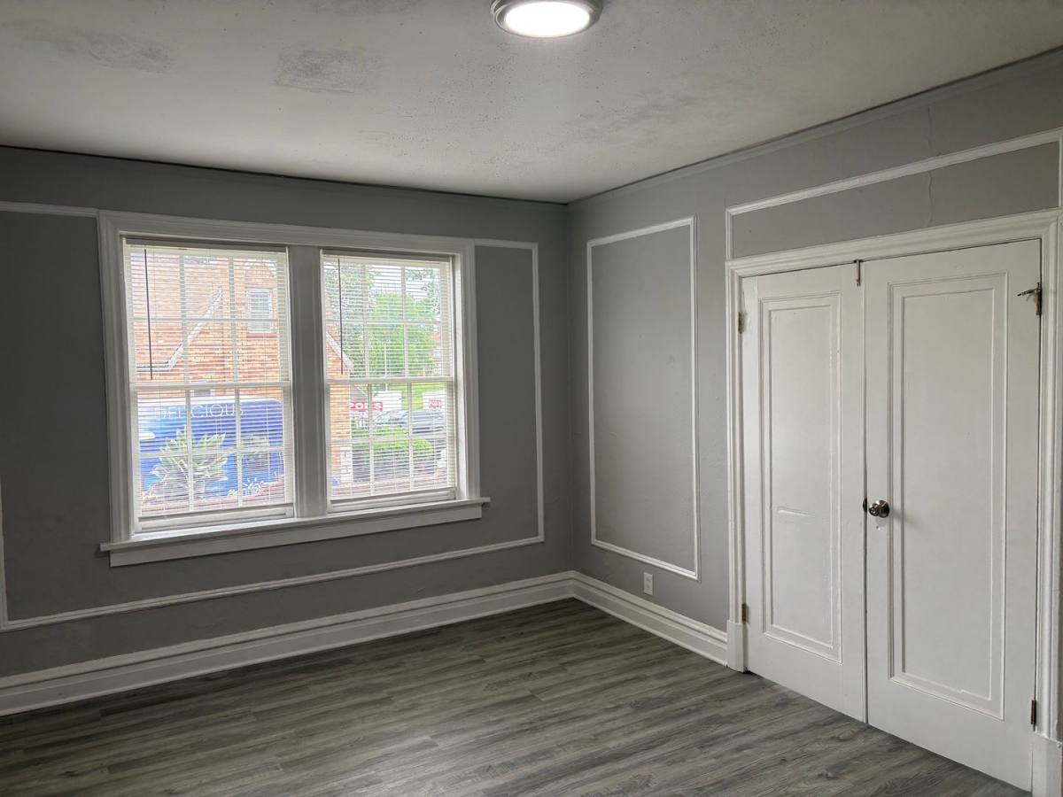 Apartment for rent at 5345 Cabanne Ave, Saint Louis, MO 63112