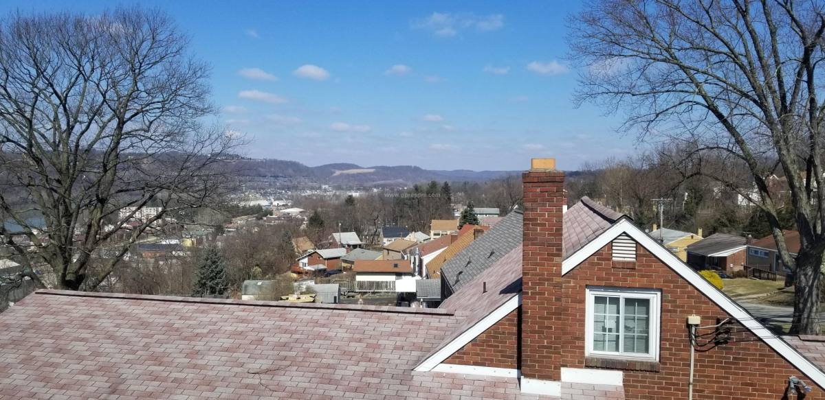 House for rent at 6703 W Barivista Dr, Verona, PA 15147