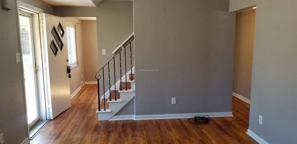 House for rent at 6703 W Barivista Dr, Verona, PA 15147