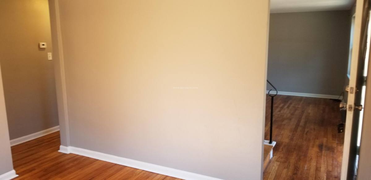 House for rent at 6703 W Barivista Dr, Verona, PA 15147