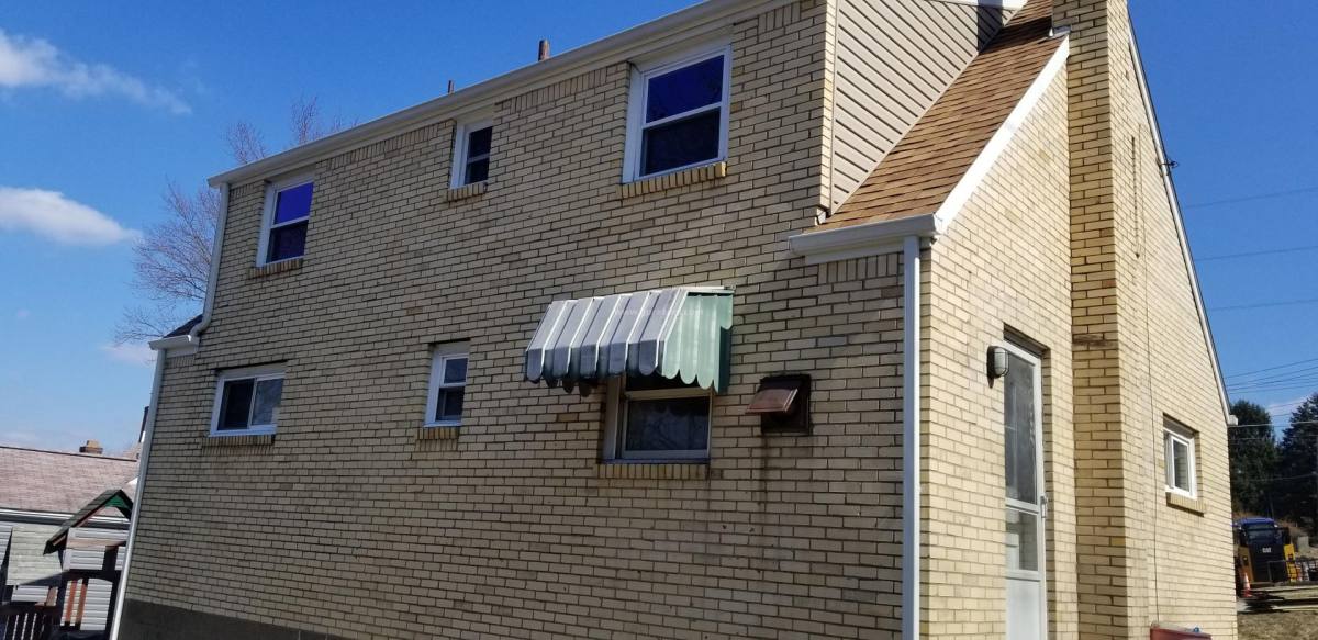House for rent at 6703 W Barivista Dr, Verona, PA 15147