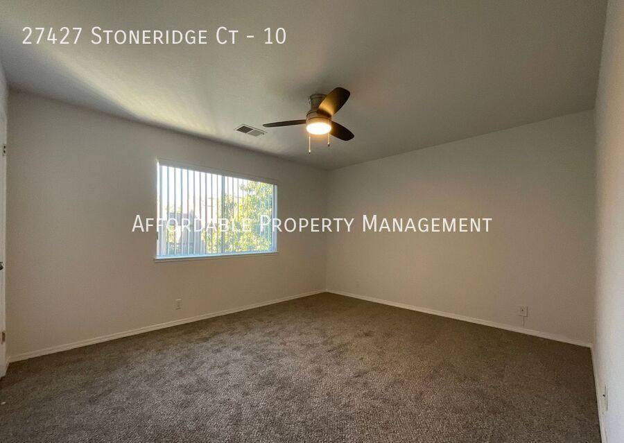Townhouse for rent at 27427 Stoneridge Court #10, Hayward, CA 94544
