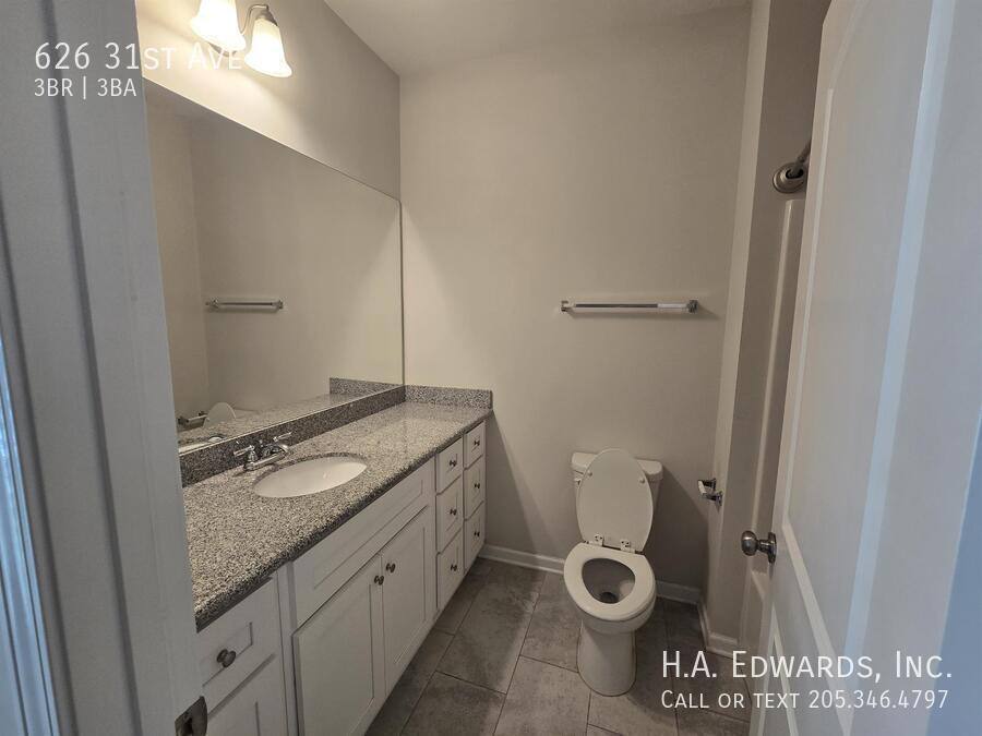 House for rent at 626 31st Ave E, Tuscaloosa, AL 35404