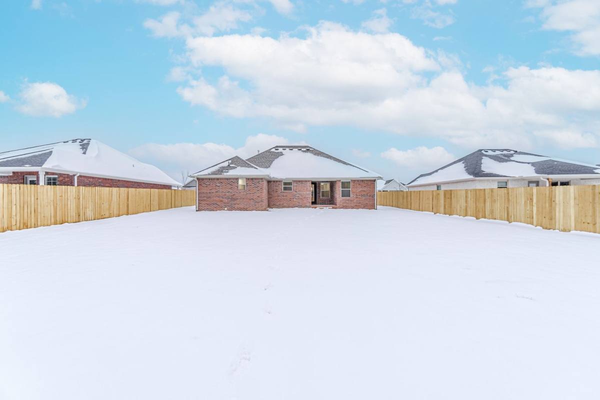 House for rent at 933 Hampton St, Springdale, AR 72762