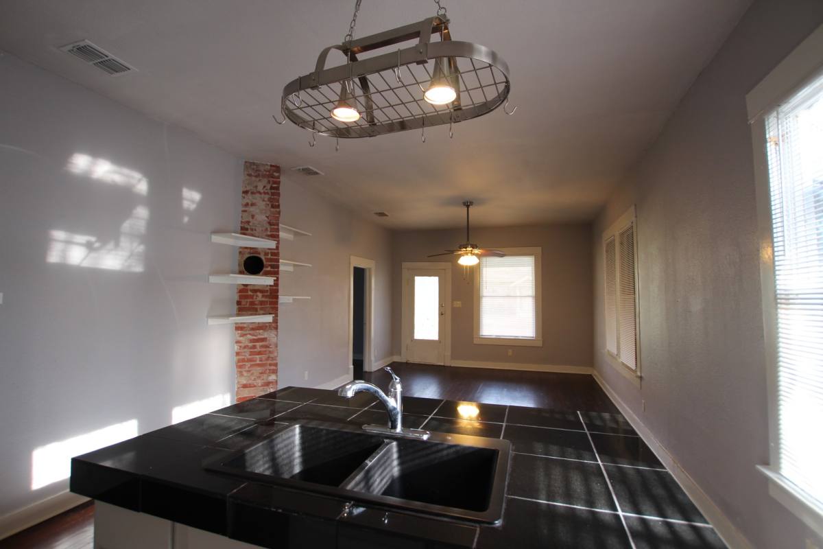 House for rent at 522 W Dobbs, Tyler, TX 75701
