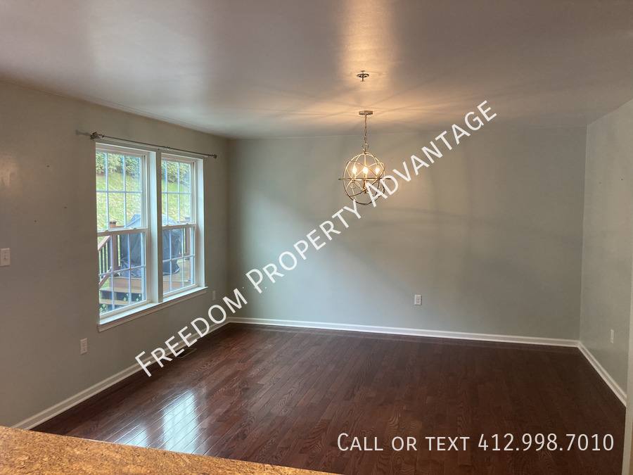 Townhouse for rent at 333 Maple Ridge Dr, Canonsburg, PA 15317
