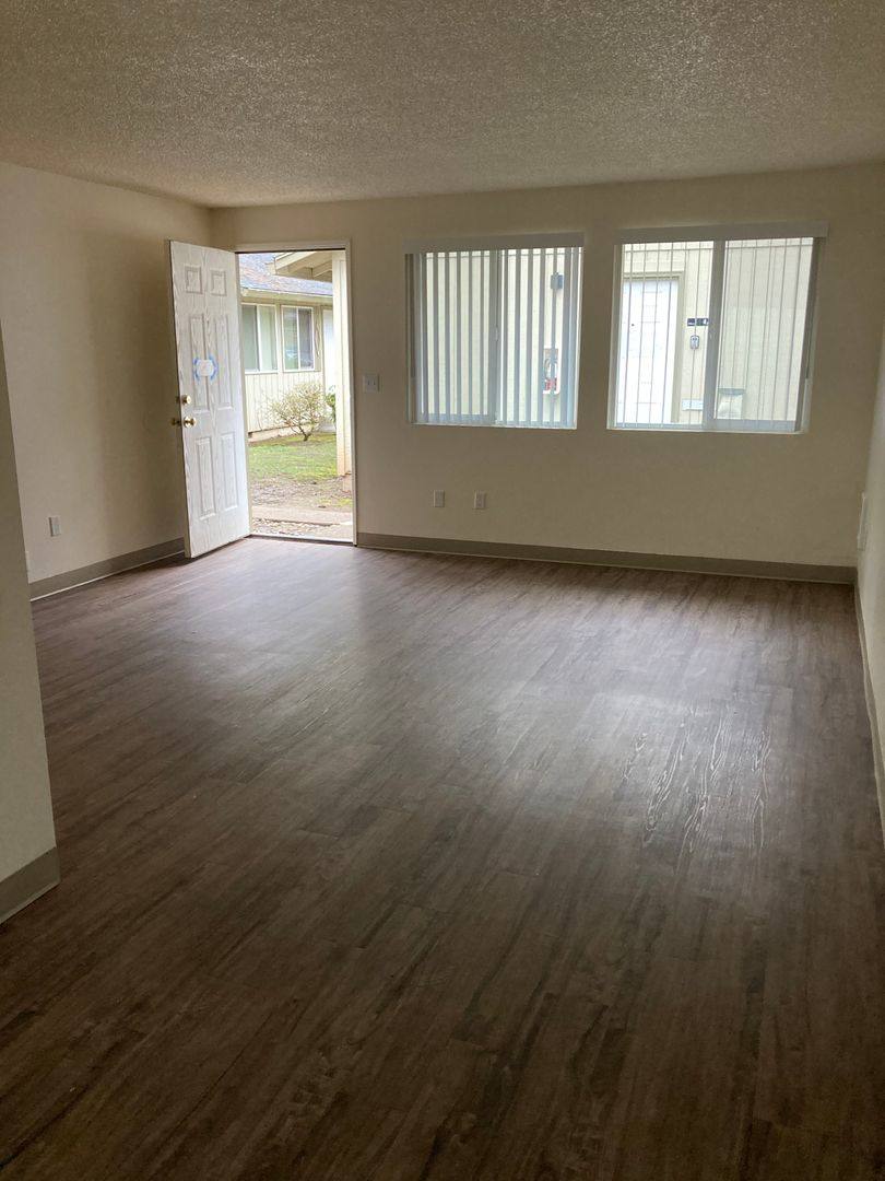Townhouse for rent at 11461-11549 SW 98th Ave, Portland, OR 97223